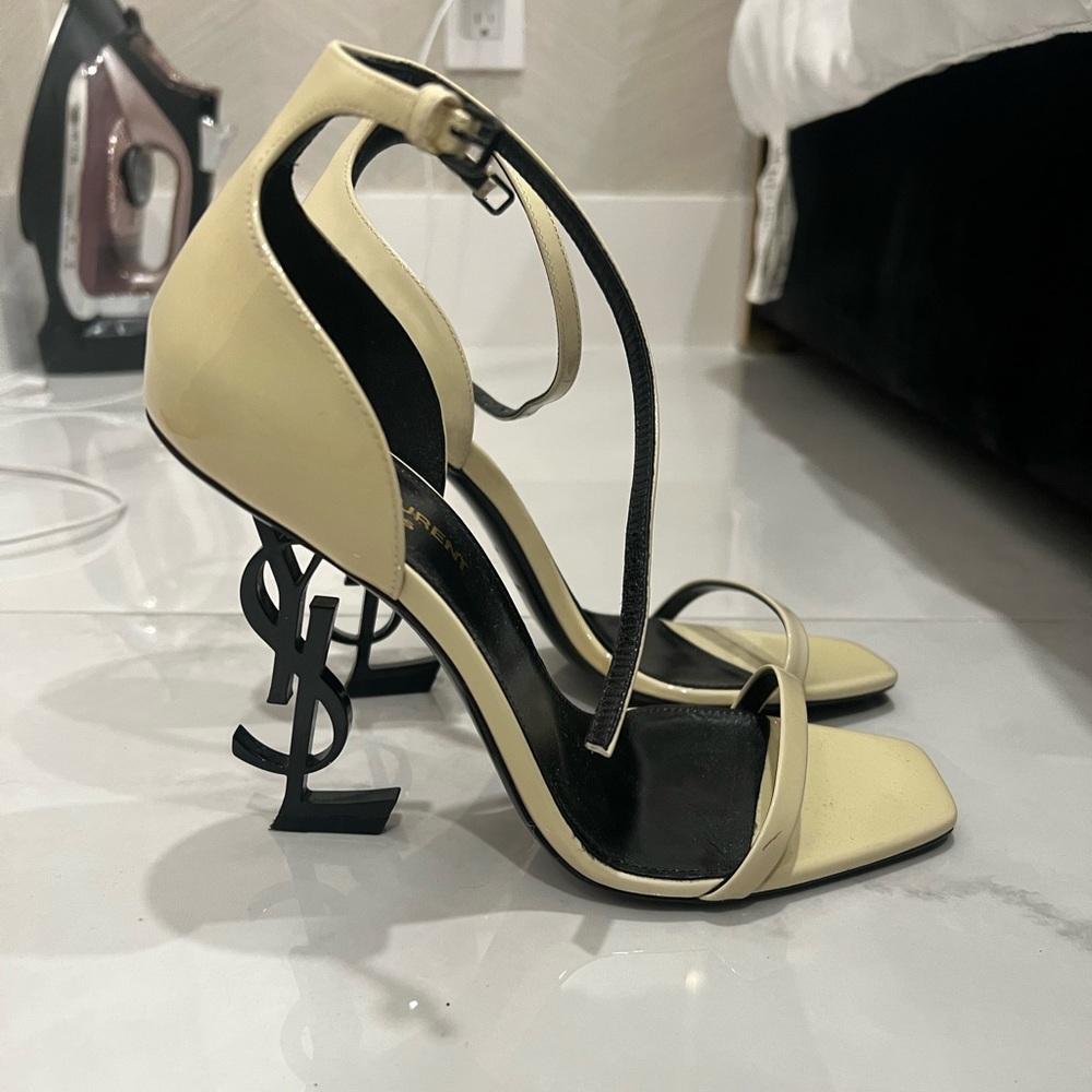 Saint Laurent heels